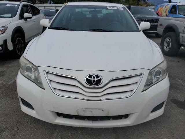 4T4BF3EK0BR209660 - 2011 TOYOTA CAMRY BASE WHITE photo 5