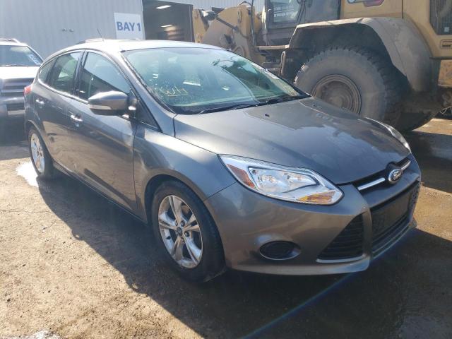 1FADP3K24EL122725 - 2014 FORD FOCUS SE GRAY photo 4