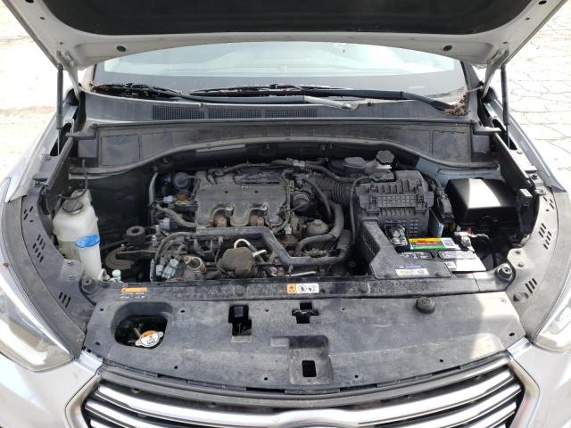 KM8SN4HF0HU200113 - 2017 HYUNDAI SANTA FE SE SILVER photo 11