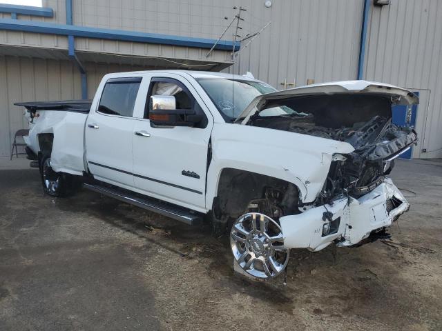 1GC1KXE87GF182499 - 2016 CHEVROLET SILVERADO K2500 HIGH COUNTRY WHITE photo 4