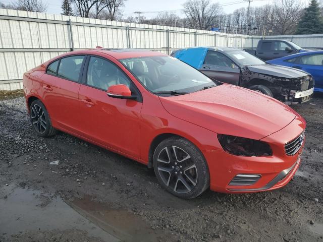 YV140MTL4H2427982 - 2017 VOLVO S60 DYNAMIC RED photo 4