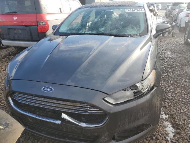 3FA6P0H76FR199108 - 2015 FORD FUSION SE CHARCOAL photo 5