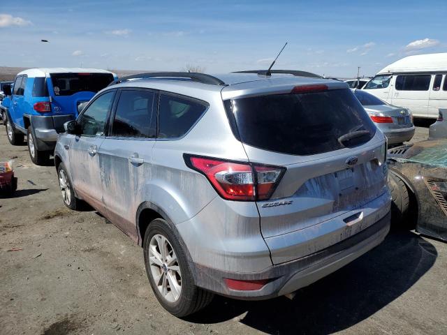 1FMCU0G90JUB48838 - 2018 FORD ESCAPE SE SILVER photo 2