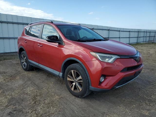 2T3WFREV2HW334426 - 2017 TOYOTA RAV4 XLE RED photo 4