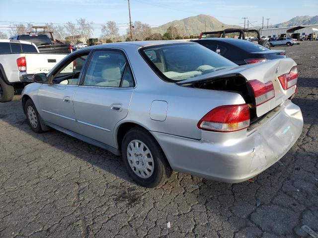 1HGCF86641A148543 - 2001 HONDA ACCORD VALUE SILVER photo 2