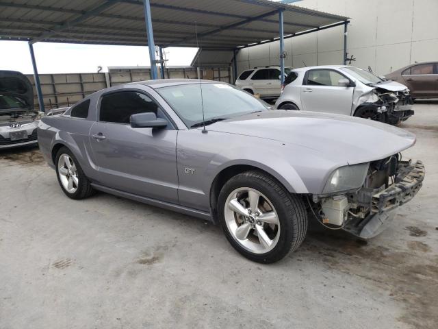 1ZVHT82H865169848 - 2006 FORD MUSTANG GT SILVER photo 4