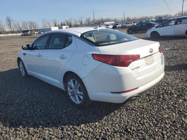 5XXGM4A74DG099612 - 2013 KIA OPTIMA LX WHITE photo 2