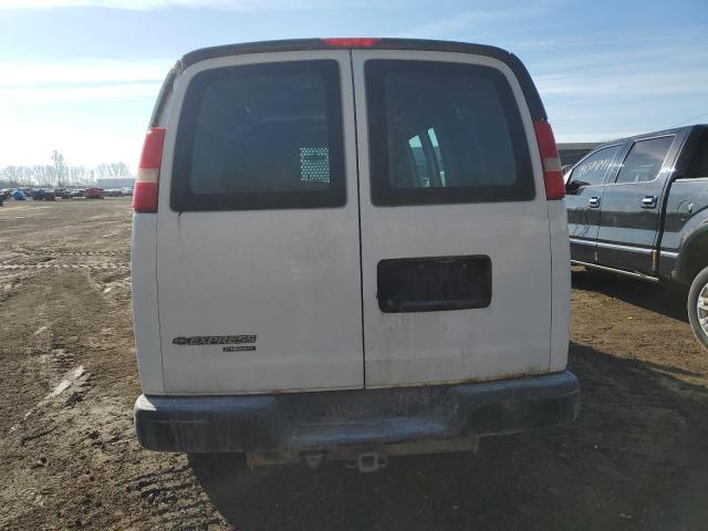 1GCWGFCA8C1152829 - 2012 CHEVROLET EXPRESS G2 WHITE photo 6