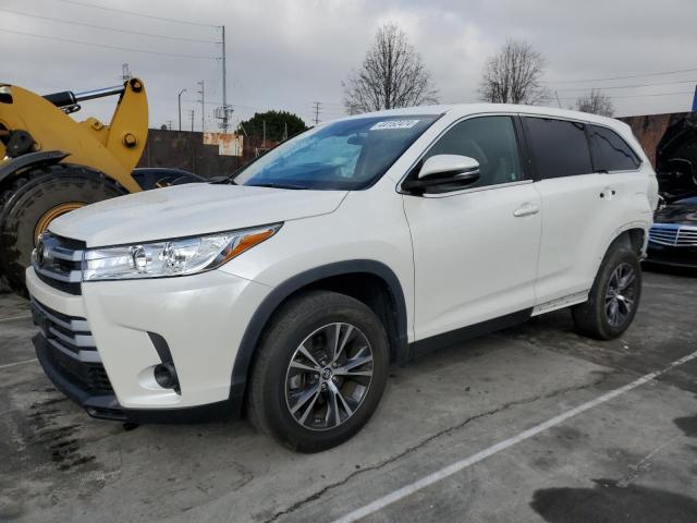 5TDZARFH7KS058743 - 2019 TOYOTA HIGHLANDER LE WHITE photo 1