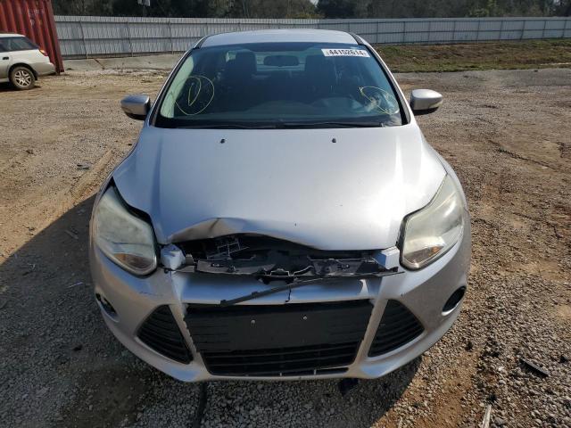 1FADP3F22EL148511 - 2014 FORD FOCUS SE SILVER photo 5