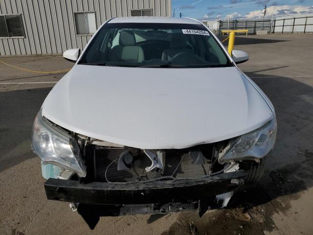 4T1BF1FK4DU229796 - 2013 TOYOTA CAMRY L WHITE photo 5