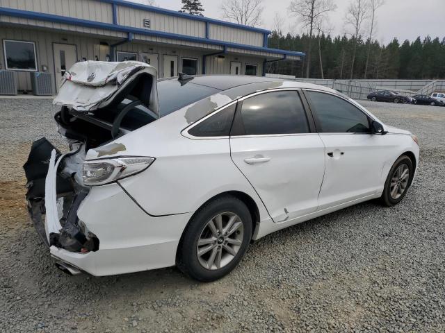 5NPE24AF6FH007220 - 2015 HYUNDAI SONATA SE WHITE photo 3