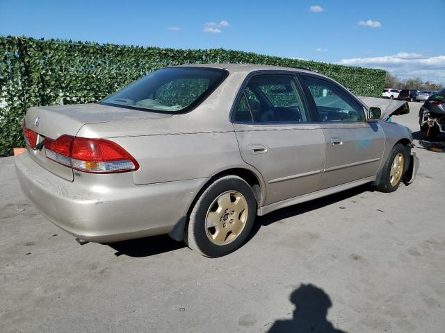 1HGCG16582A061466 - 2002 HONDA ACCORD EX GOLD photo 3