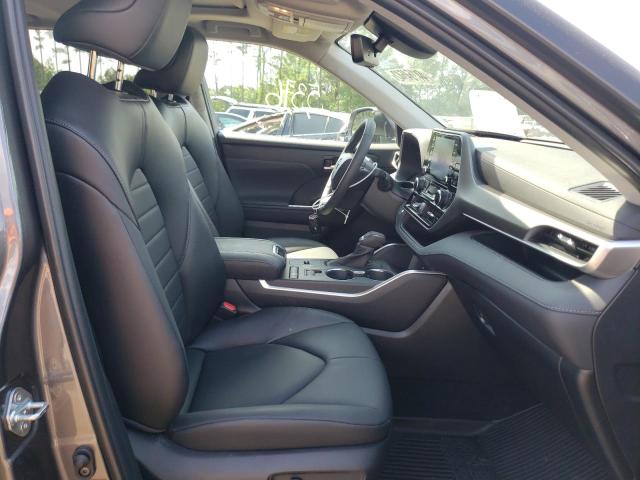 5TDGZRAH5NS541479 - 2022 TOYOTA HIGHLANDER XLE ნაცრისფერი ფოტო 5