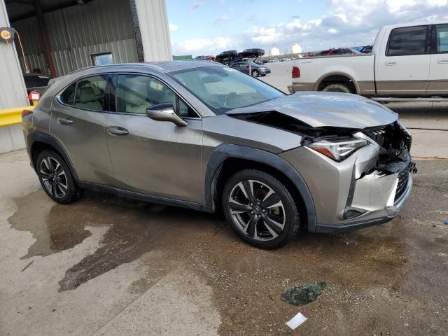 JTHY3JBH3K2016816 - 2019 LEXUS UX 200 SILVER photo 4