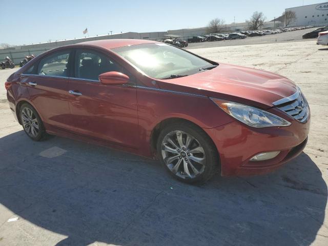 5NPEC4AC8BH284867 - 2011 HYUNDAI SONATA SE RED photo 4