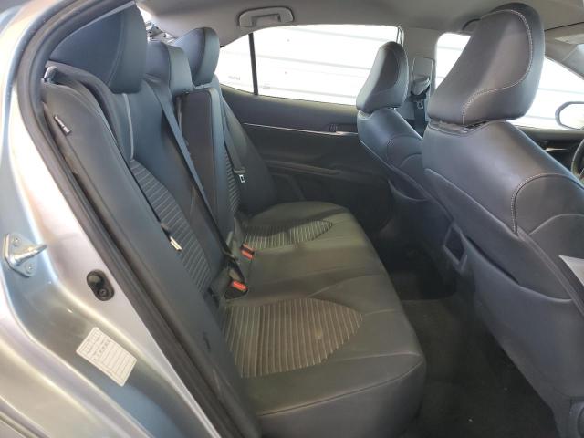 4T1G11AKXPU806900 - 2023 TOYOTA CAMRY SE NIGHT SHADE SILVER photo 10