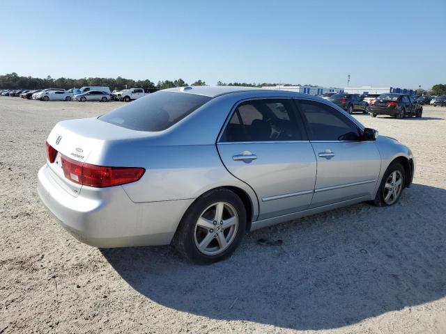 1HGCM56855A113702 - 2005 HONDA ACCORD EX SILVER photo 3