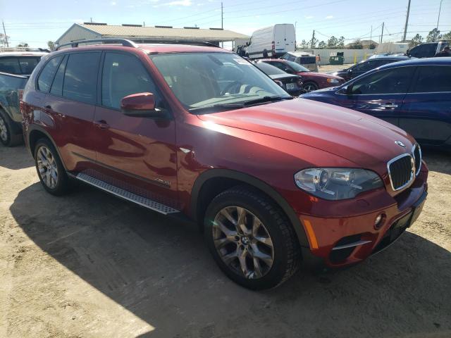 5UXZV4C59D0B05019 - 2013 BMW X5 XDRIVE35I MAROON photo 4