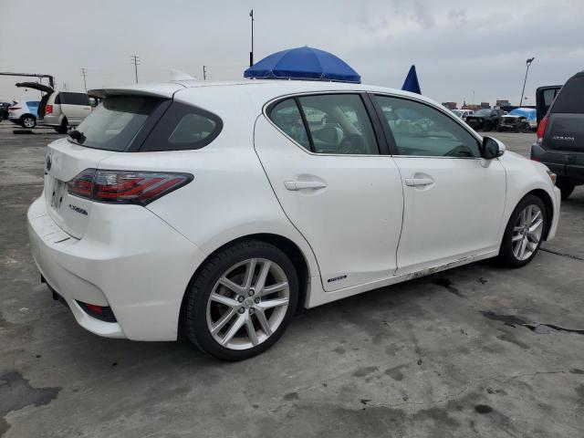 JTHKD5BH1F2219204 - 2015 LEXUS CT 200 WHITE photo 3