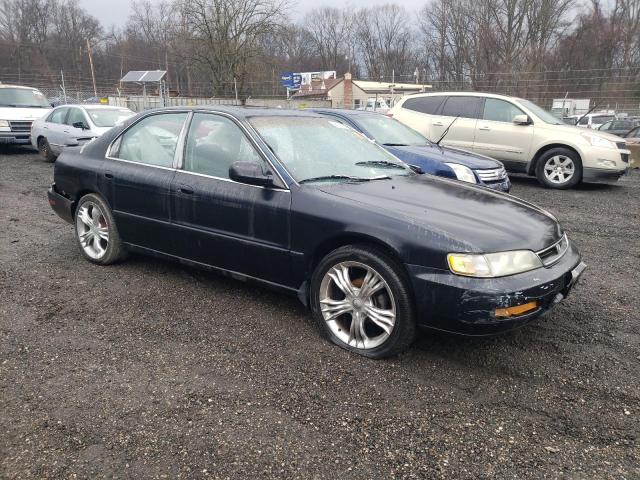 1HGCD5532TA186237 - 1996 HONDA ACCORD LX BLACK photo 4