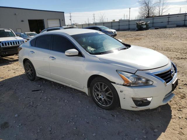 1N4AL3AP0DN537880 - 2013 NISSAN ALTIMA 2.5 WHITE photo 4