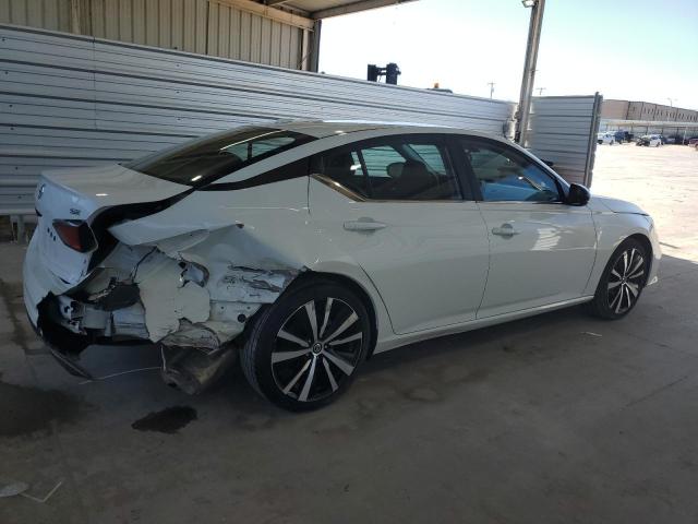 1N4BL4CV4MN405548 - 2021 NISSAN ALTIMA SR WHITE photo 3