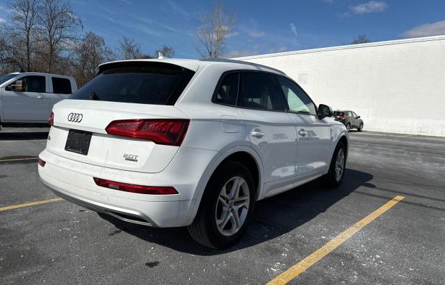 WA1ANAFYXJ2132787 - 2018 AUDI Q5 PREMIUM WHITE photo 4