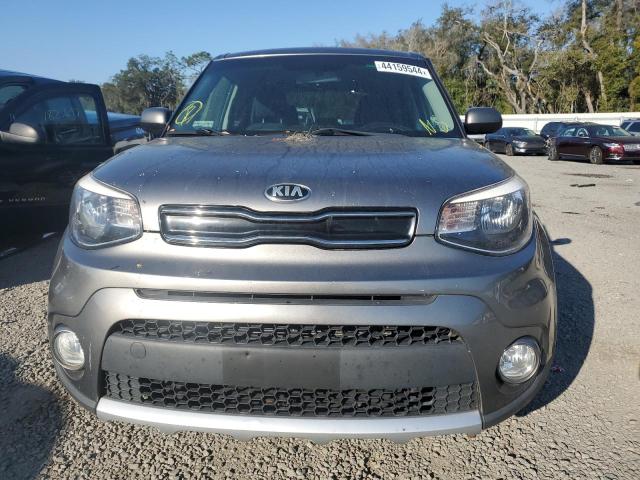 KNDJP3A59H7431984 - 2017 KIA SOUL + GRAY photo 5