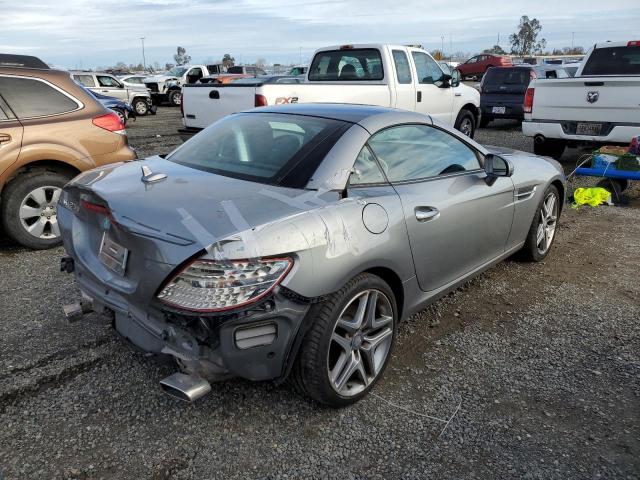 WDDPK4HA7EF077956 - 2014 MERCEDES-BENZ SLK 250 SILVER photo 3