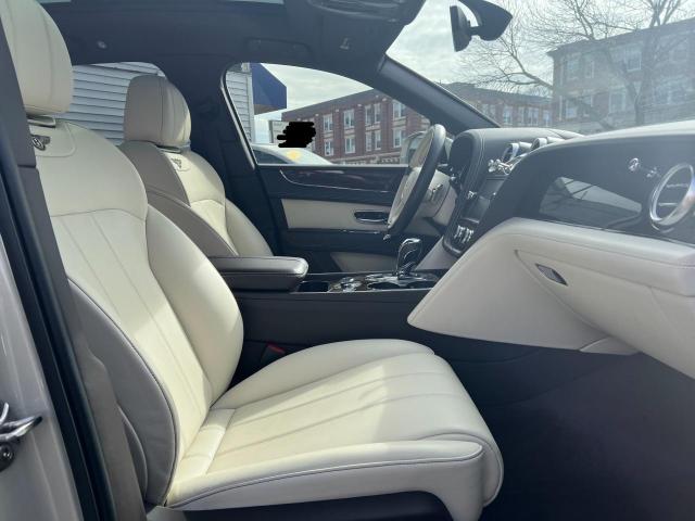 SJAAM2ZV8KC025685 - 2019 BENTLEY BENTAYGA CREAM photo 5