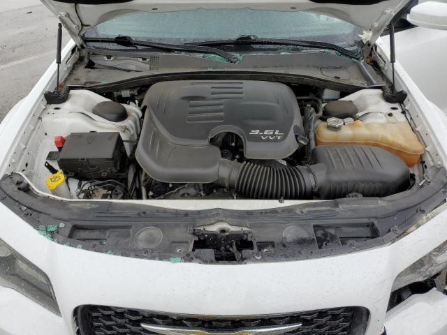 2C3CCABG0KH515099 - 2019 CHRYSLER 300 S WHITE photo 11