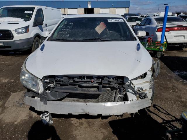 1G4GF5E30DF199725 - 2013 BUICK LACROSSE PREMIUM WHITE photo 5