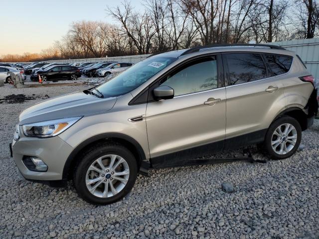 1FMCU9GD3JUC28854 - 2018 FORD ESCAPE SE GOLD photo 1