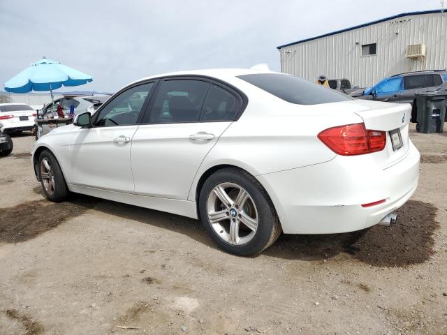 WBA3A5C50DF358956 - 2013 BMW 328 I WHITE photo 2