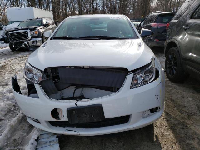 1G4GG5E3XCF204697 - 2012 BUICK LACROSSE PREMIUM WHITE photo 5