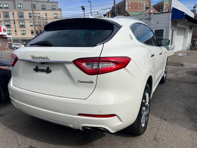 ZN661XUL4HX241825 - 2017 MASERATI LEVANTE LUXURY WHITE photo 4