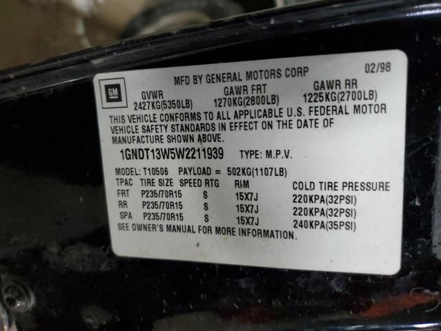 1GNDT13W5W2211939 - 1998 CHEVROLET BLAZER BLACK photo 12