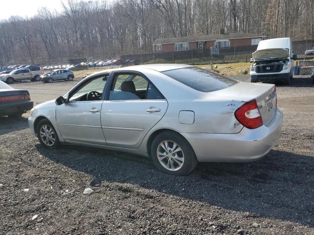 4T1BF30KX4U587988 - 2004 TOYOTA CAMRY LE GRAY photo 2