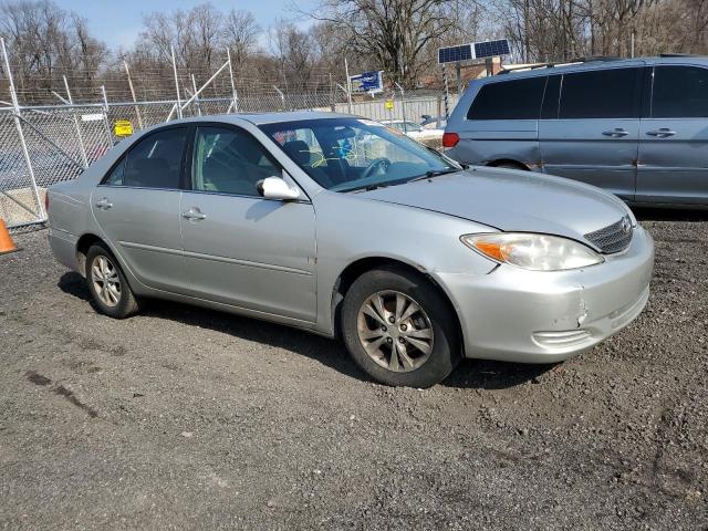 4T1BF30KX4U587988 - 2004 TOYOTA CAMRY LE GRAY photo 4