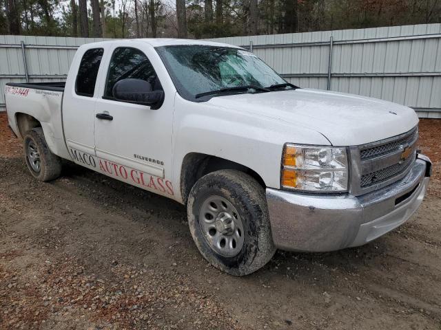 1GCRCSEA3CZ106955 - 2012 CHEVROLET SILVERADO C1500 LT WHITE photo 4