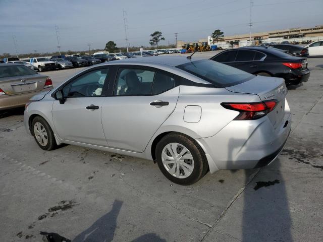 3N1CN8DV0NL834396 - 2022 NISSAN VERSA S SILVER photo 2