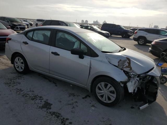 3N1CN8DV0NL834396 - 2022 NISSAN VERSA S SILVER photo 4