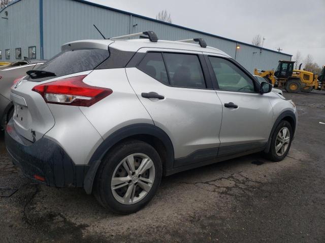 3N1CP5CU1JL540100 - 2018 NISSAN KICKS S SILVER photo 3