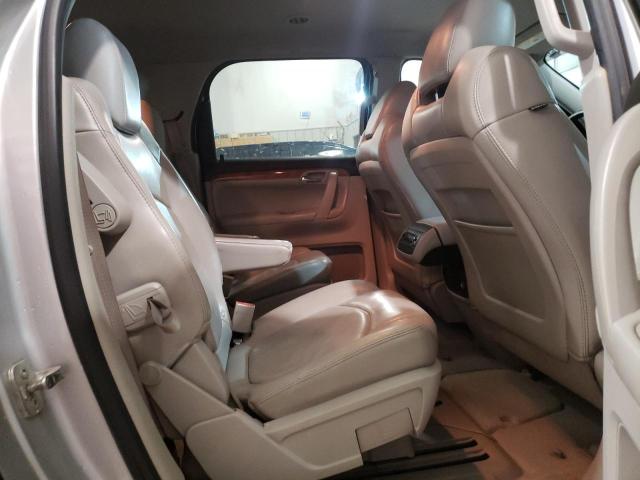 5GZLVVEDXAJ126707 - 2010 SATURN OUTLOOK XR SILVER photo 11