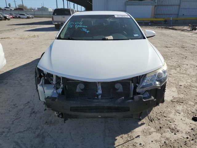 4T1BF1FK7CU586405 - 2012 TOYOTA CAMRY BASE WHITE photo 5