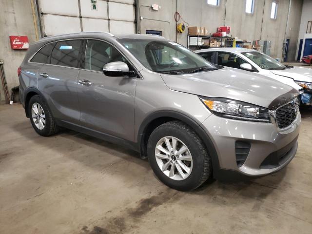 5XYPG4A39KG541524 - 2019 KIA SORENTO L GRAY photo 4