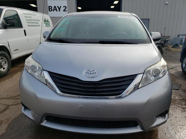 5TDKA3DC3CS012785 - 2012 TOYOTA SIENNA BASE SILVER photo 5