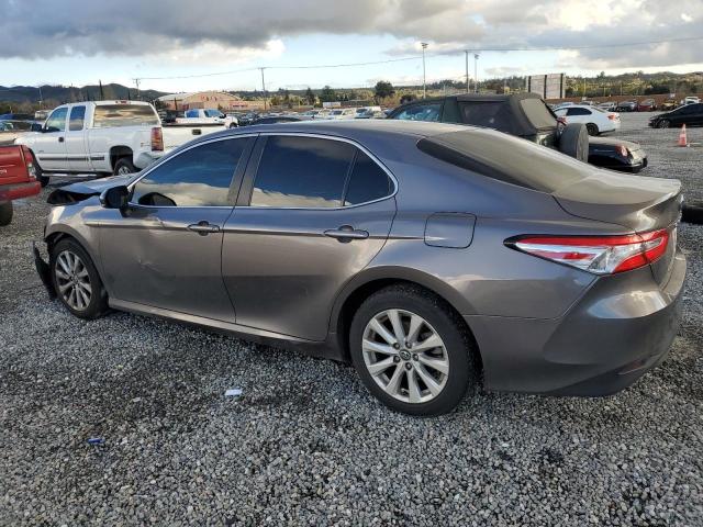 4T1B11HK5JU126510 - 2018 TOYOTA CAMRY L GRAY photo 2