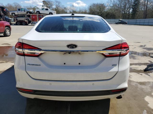 3FA6P0H77HR414658 - 2017 FORD FUSION SE WHITE photo 6